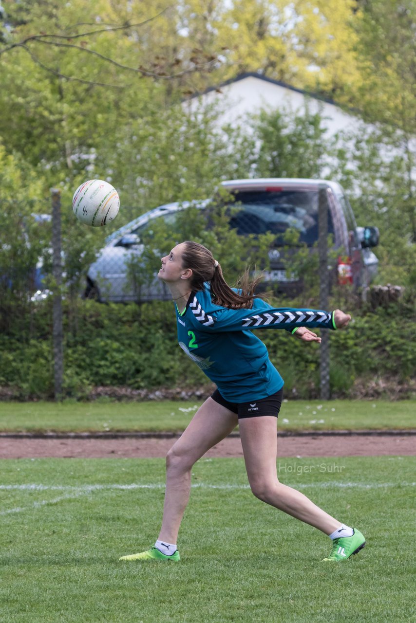 Bild 424 - Faustball Frauen Wiemersdorf